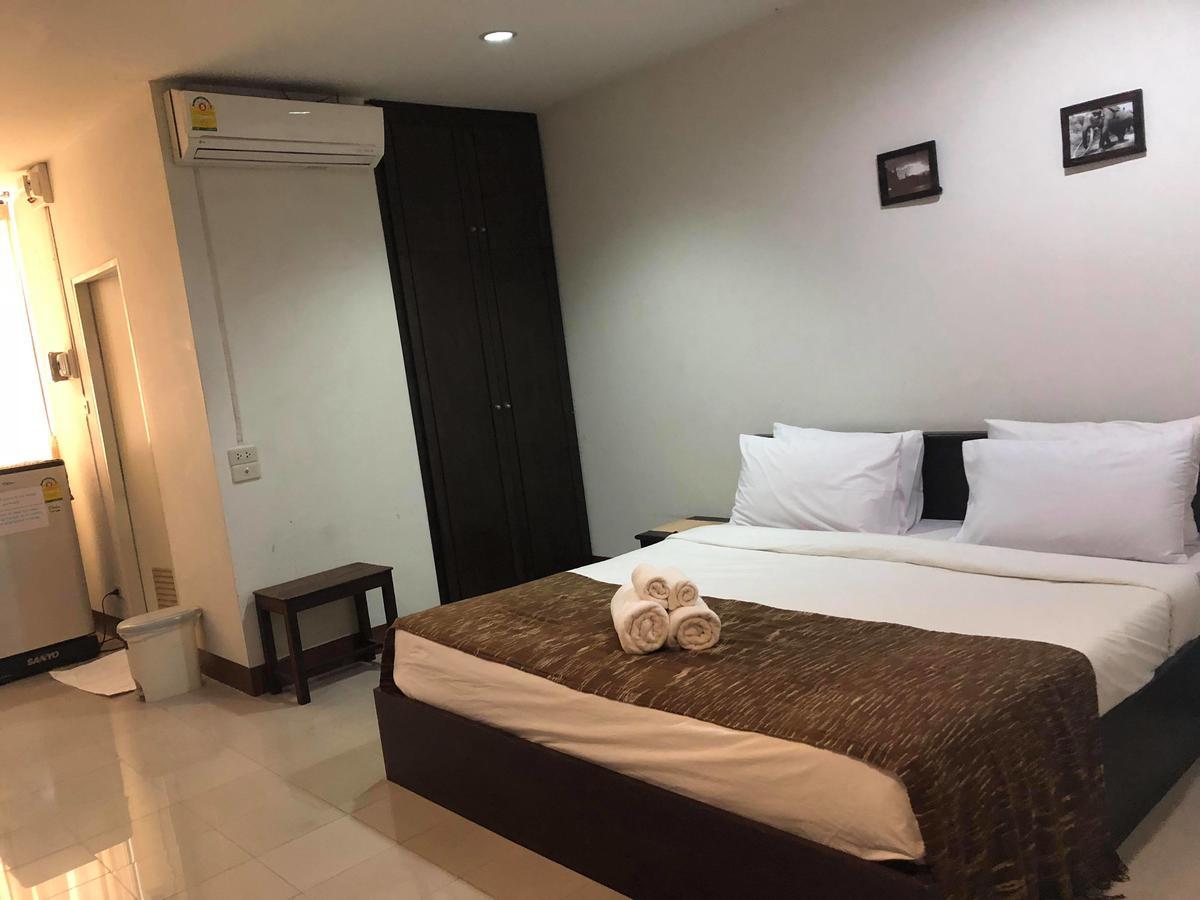 Vipa House Hotel Chiang Mai Exterior photo