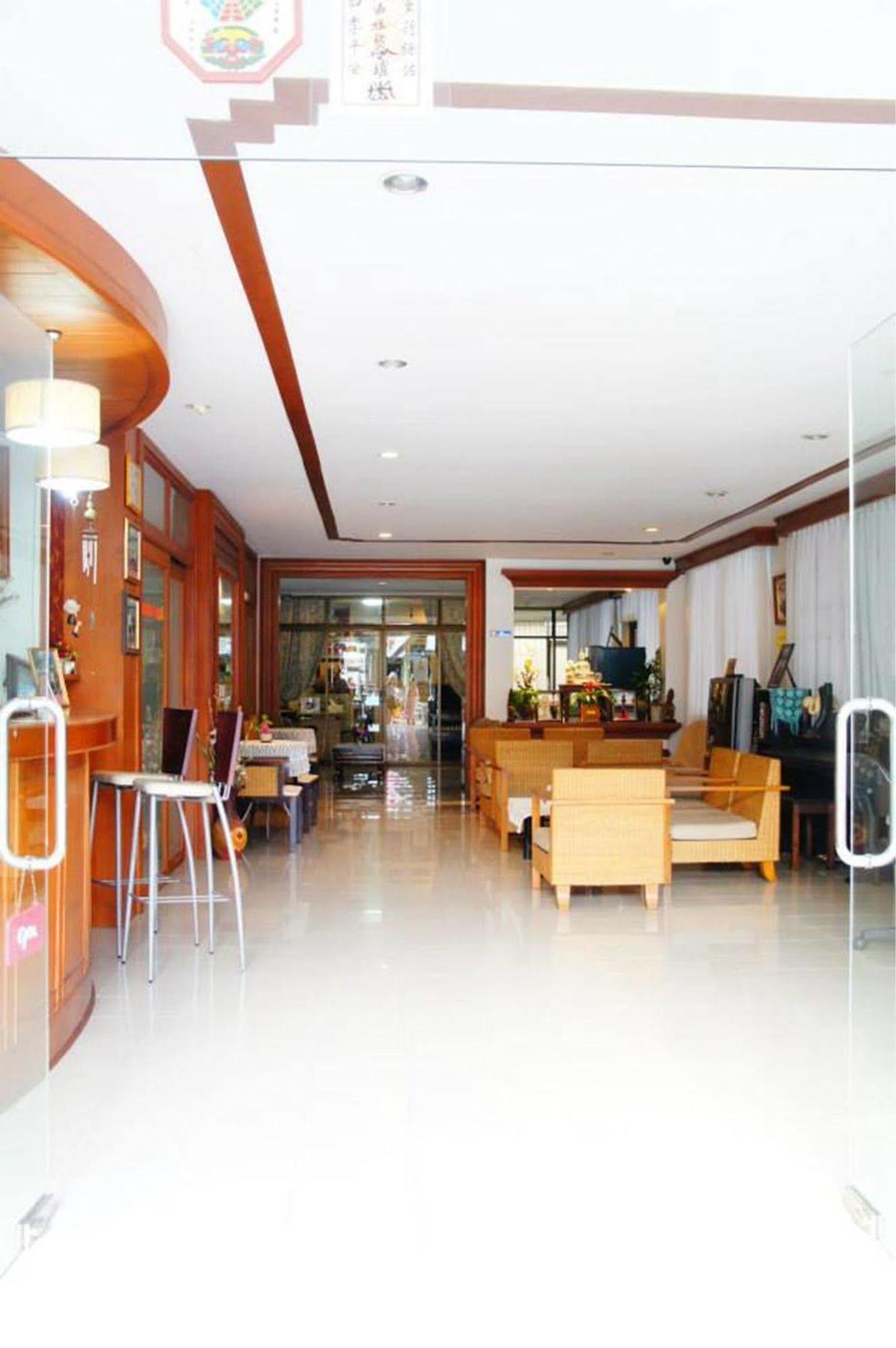 Vipa House Hotel Chiang Mai Exterior photo